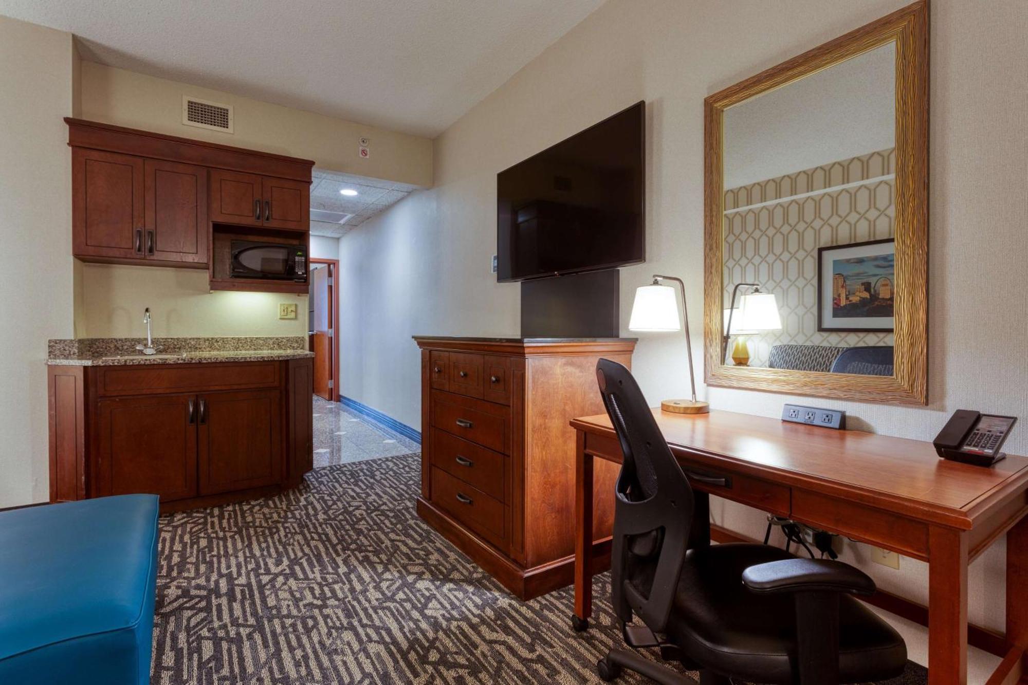 Drury Plaza Hotel St. Louis Chesterfield Exterior foto